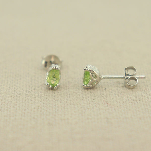 Studs Sterling Silver Oval Petal
